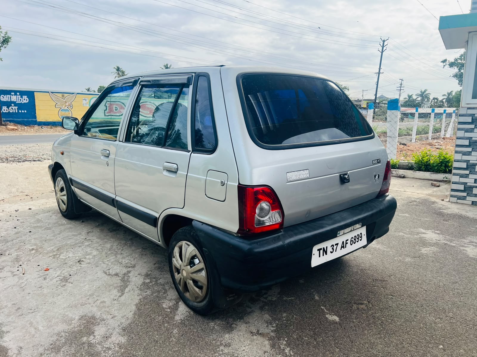 Maruti Suzuki 800 - Image 6
