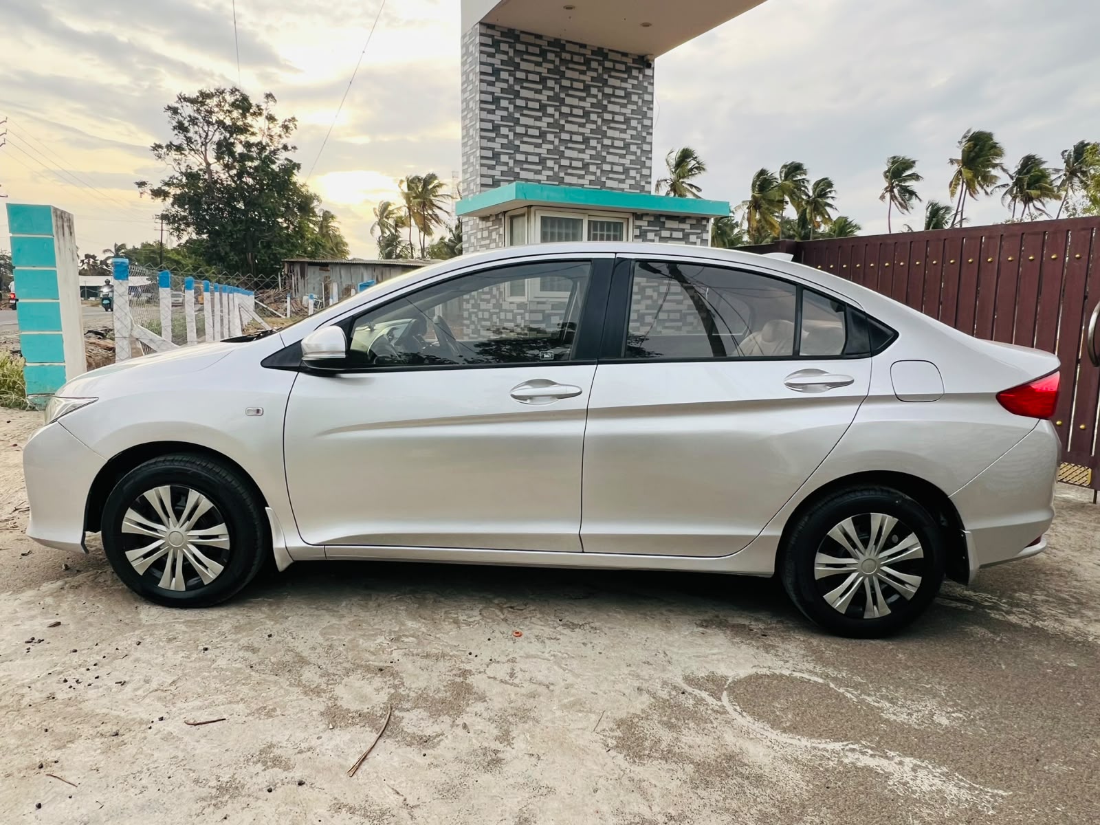 Honda City - Image 5