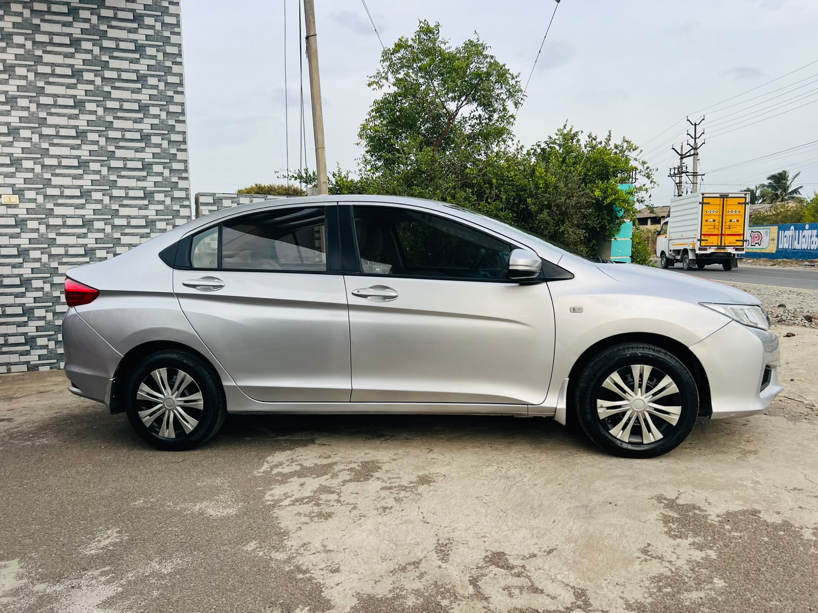 Honda City - Image 4