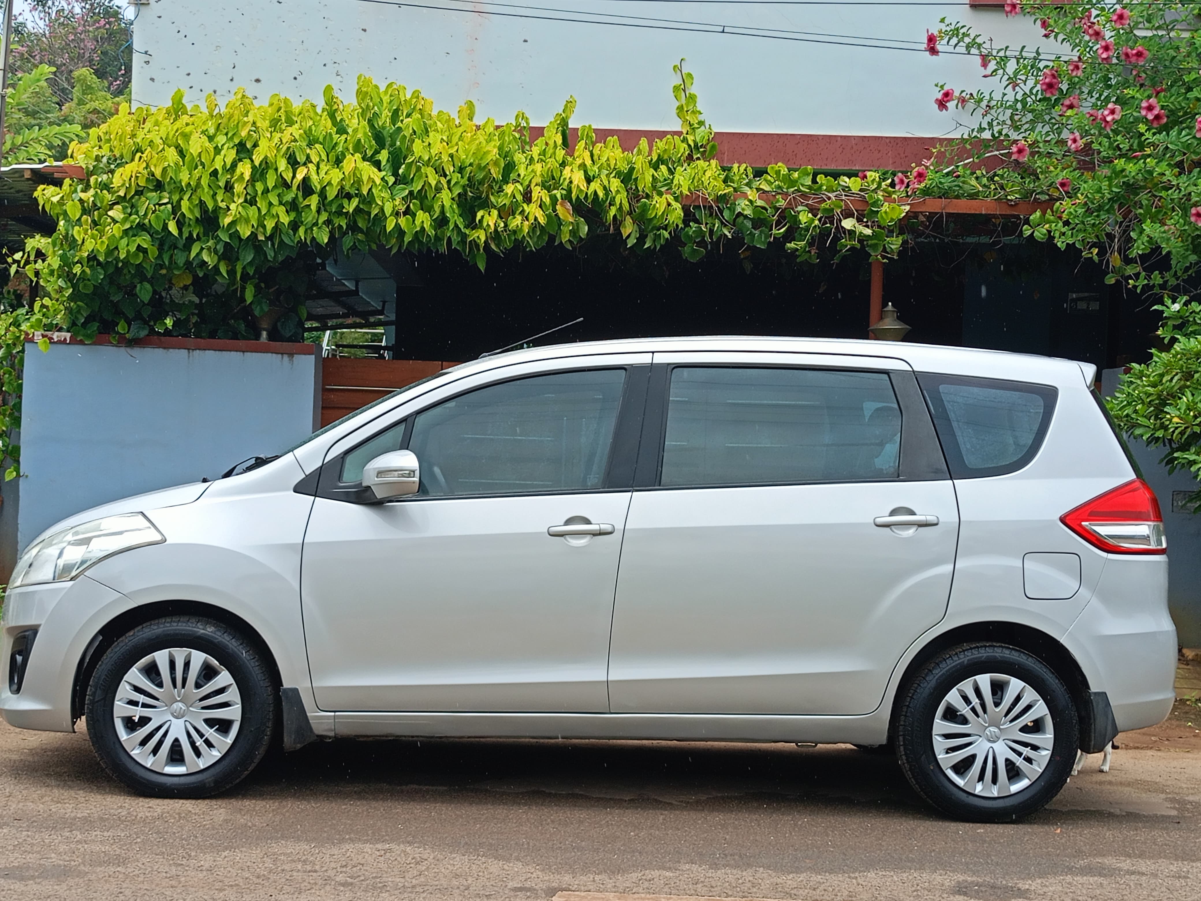 Maruti Suzuki Ertiga - Image 3