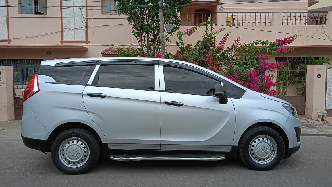 Mahindra Marazzo - Image 9