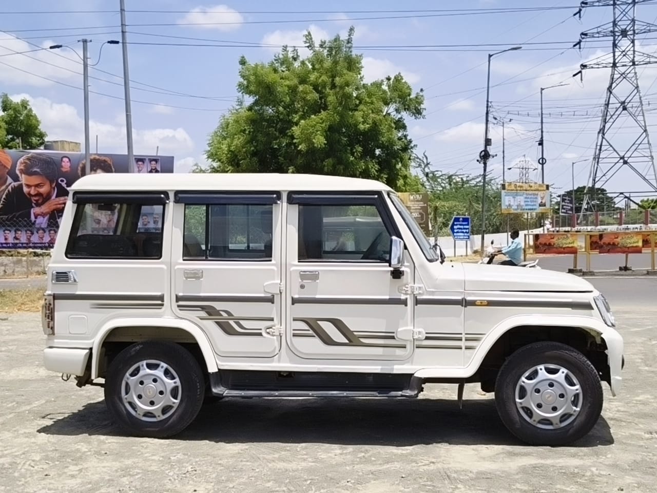 Mahindra Bolero - Image 3