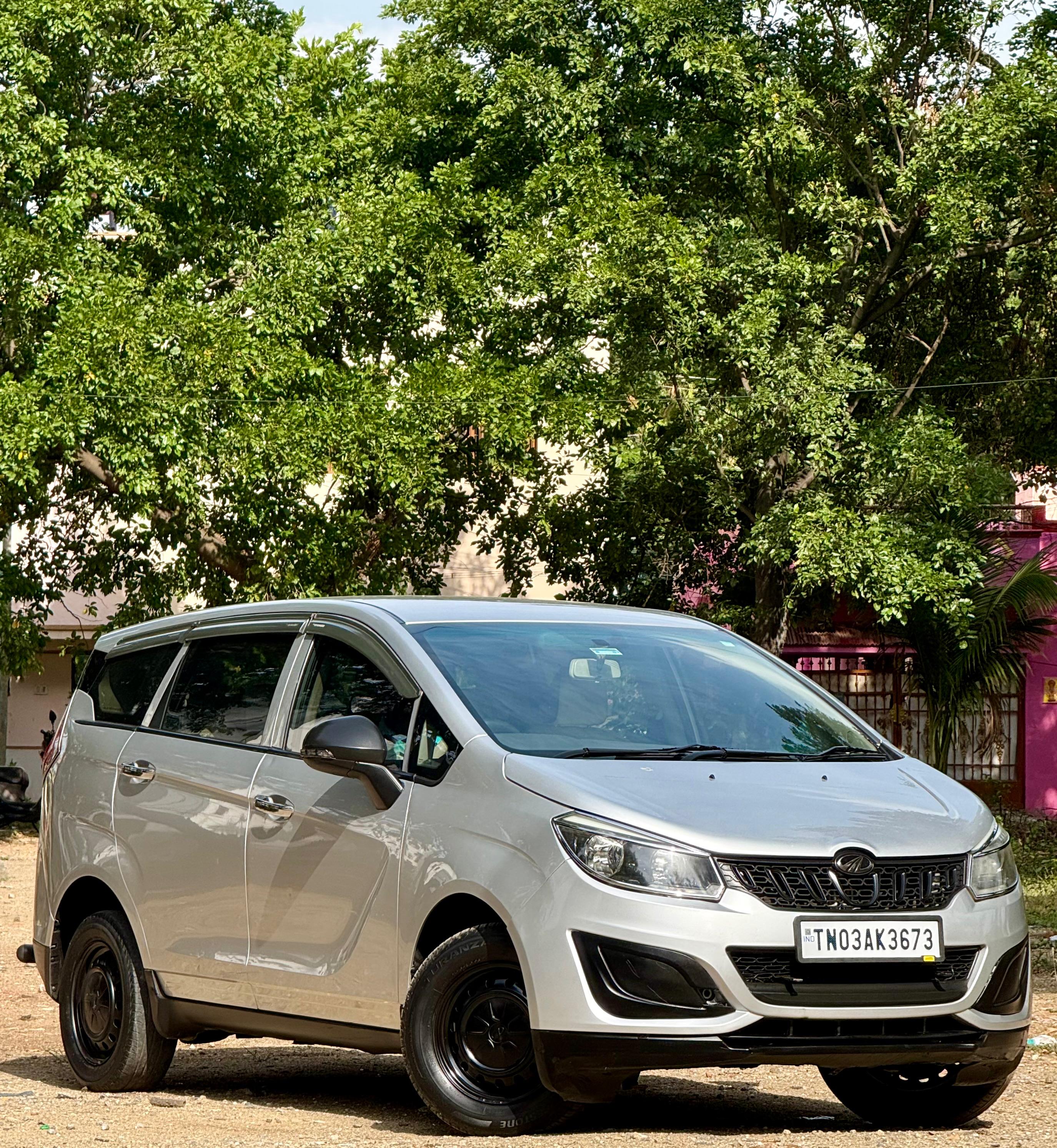Mahindra Marazzo - Image 10