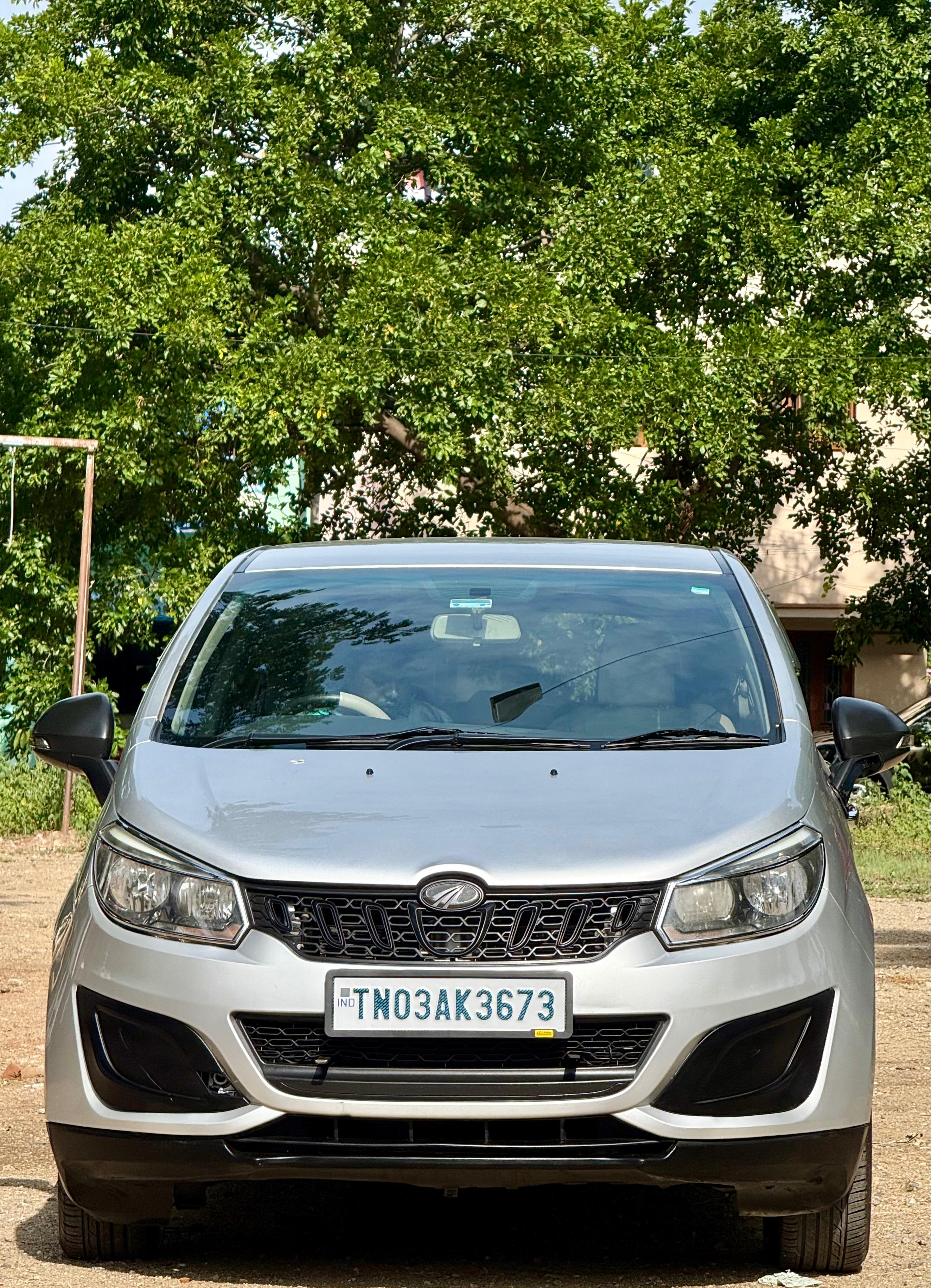 Mahindra Marazzo