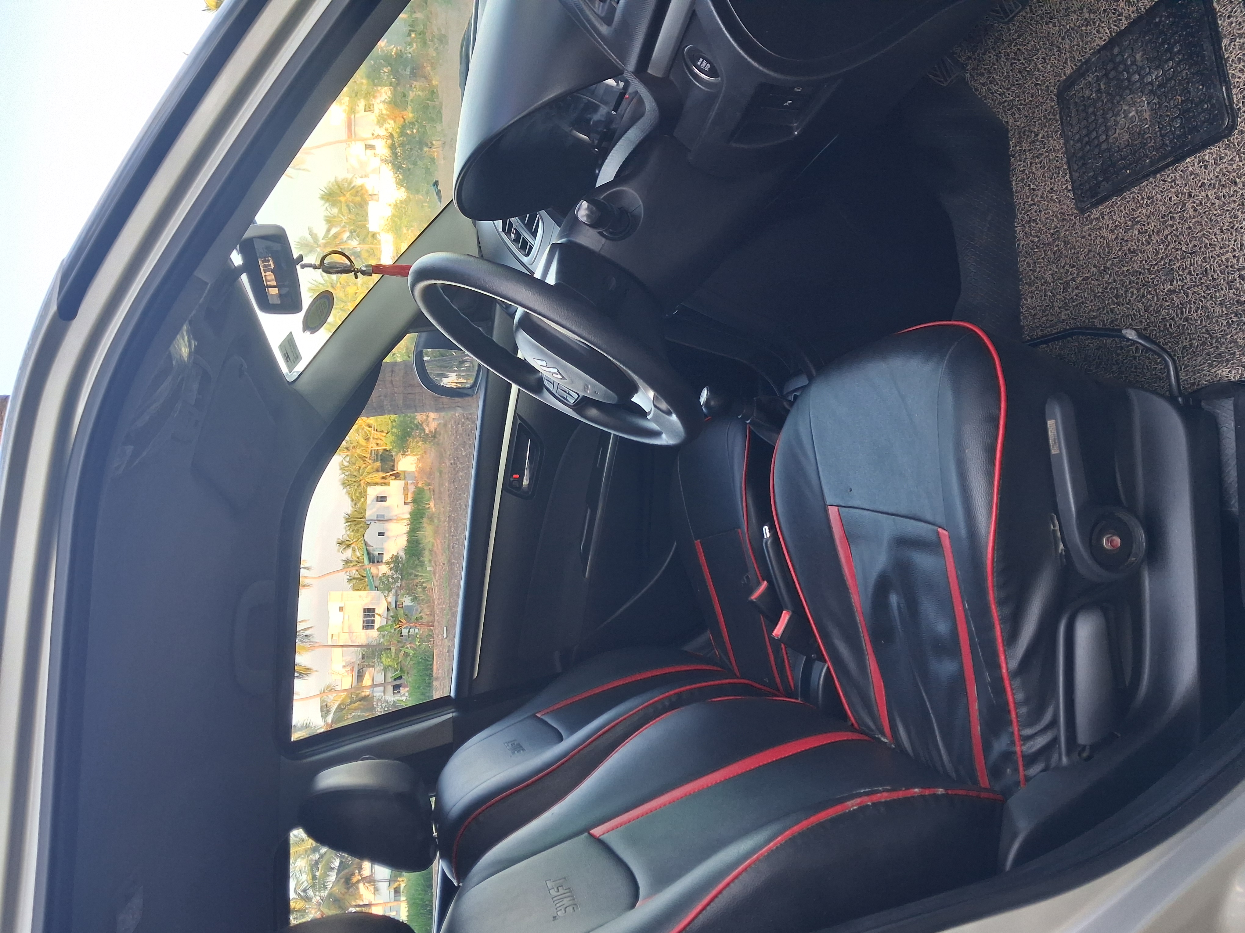 Maruti Suzuki Swift - Image 3
