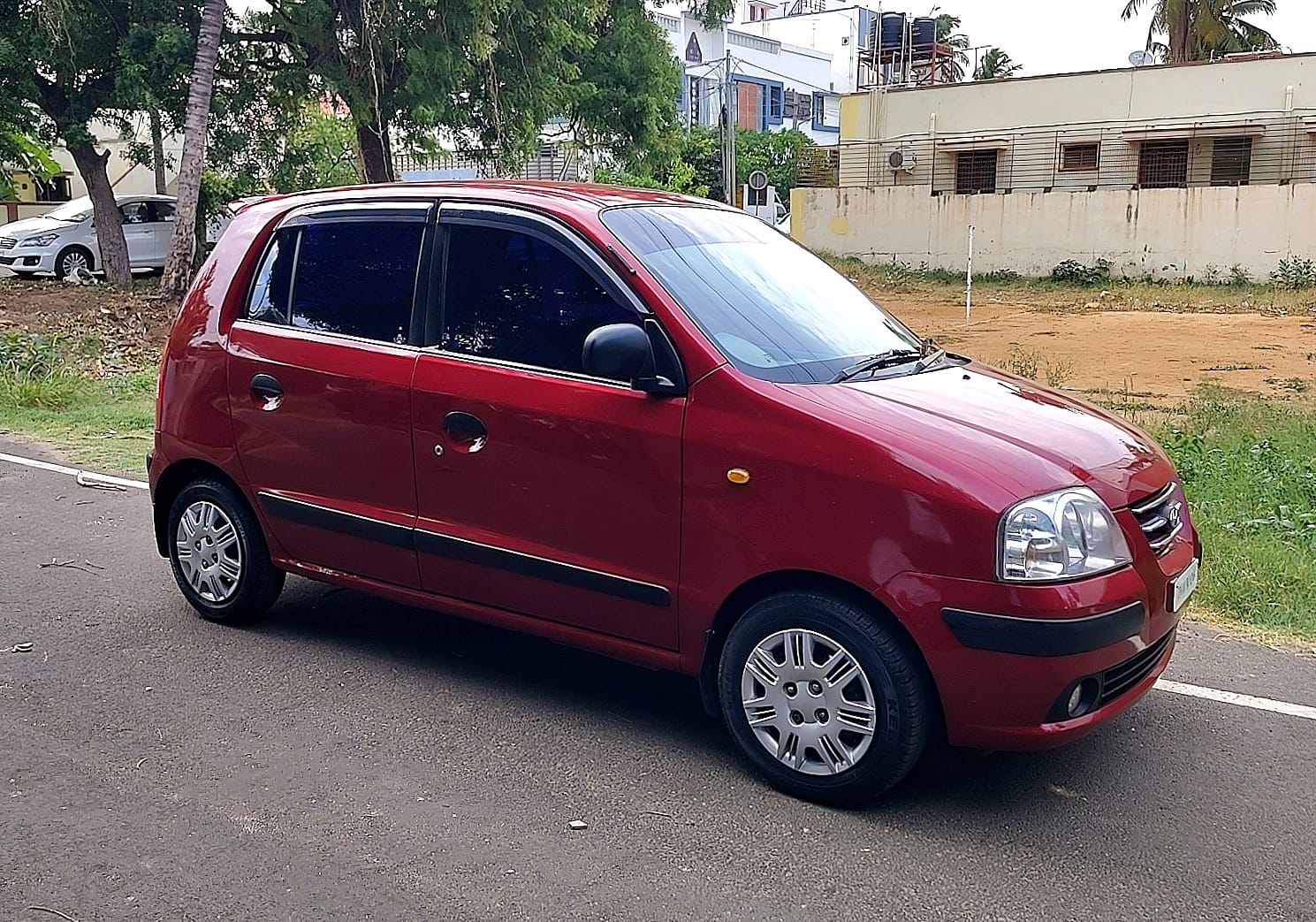 Hyundai Santro Xing - Image 4