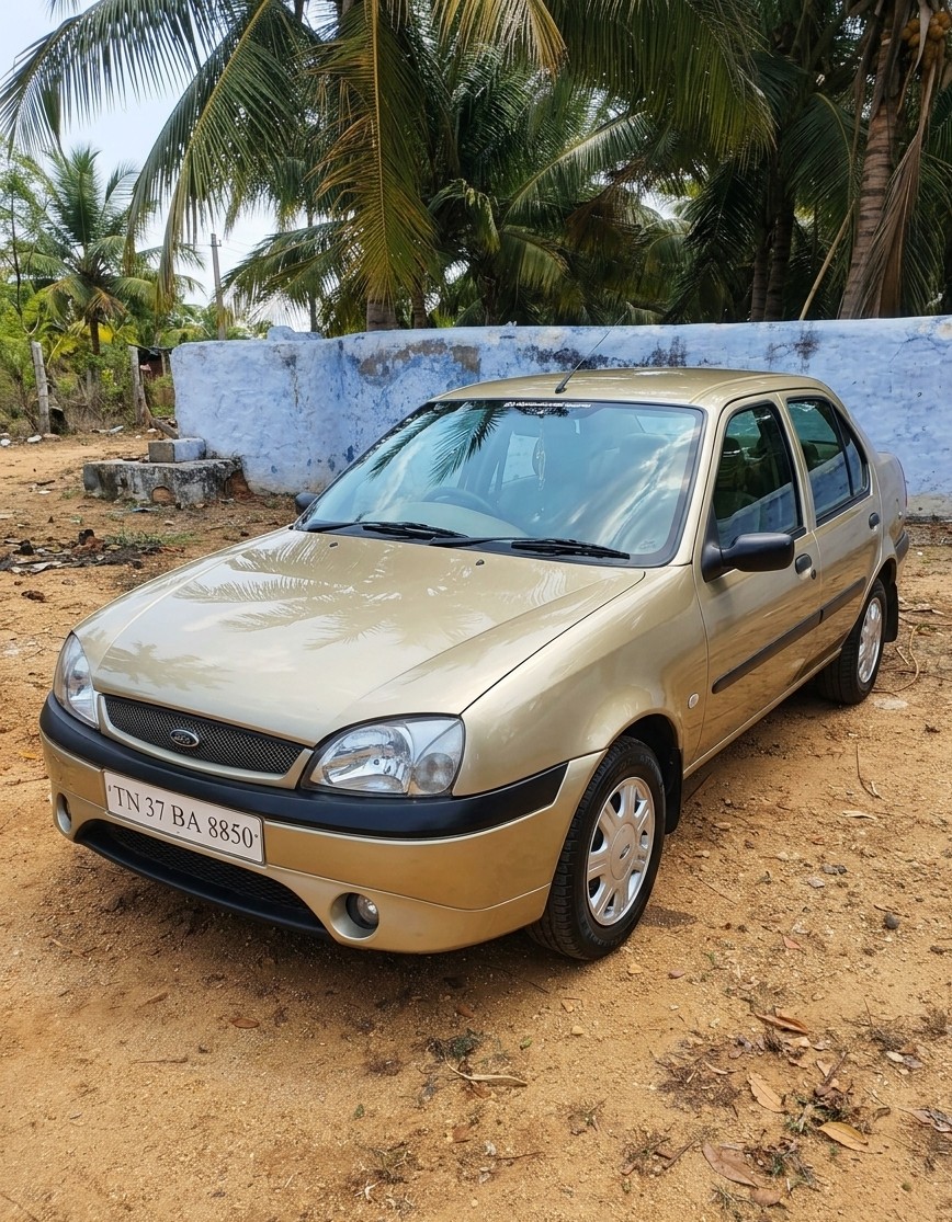 Ford Ikon - Image 4