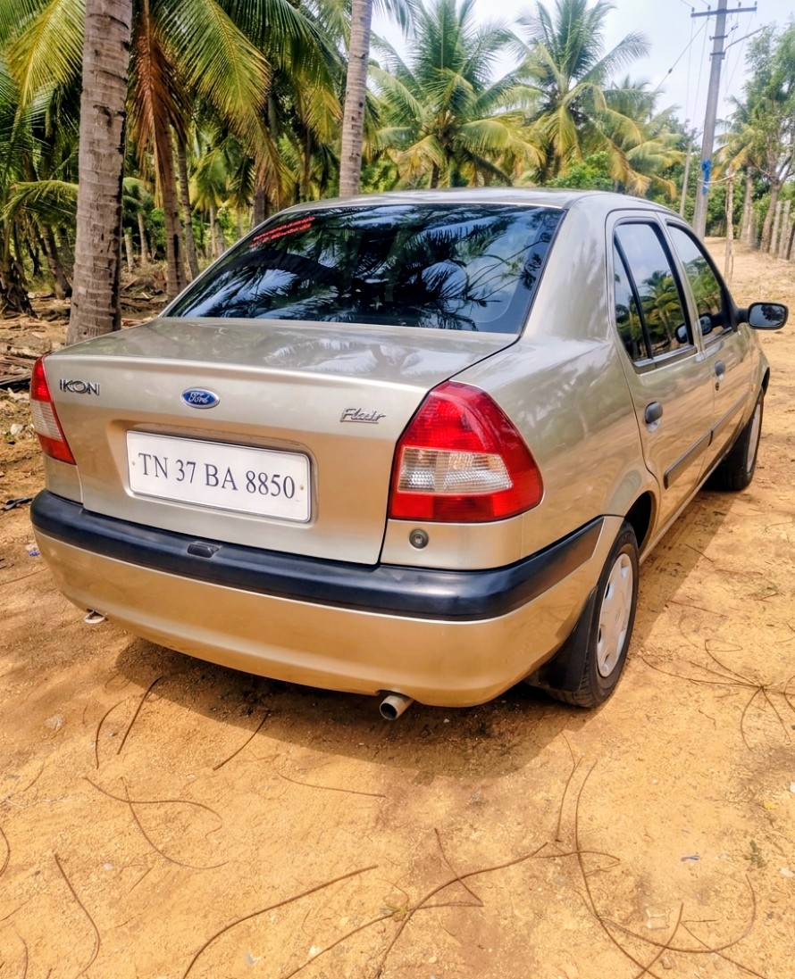 Ford Ikon - Image 2