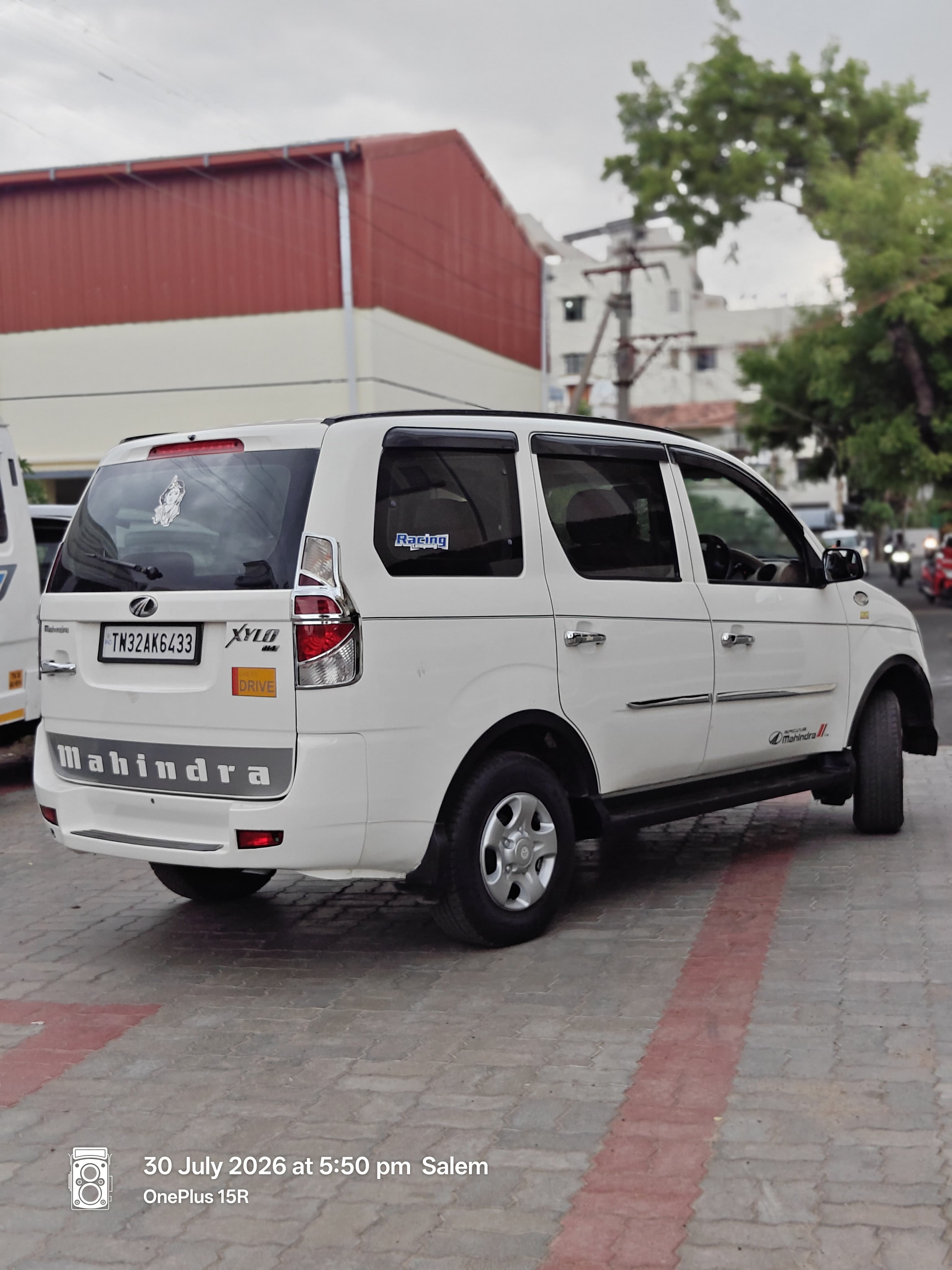 Mahindra Xylo - Image 2