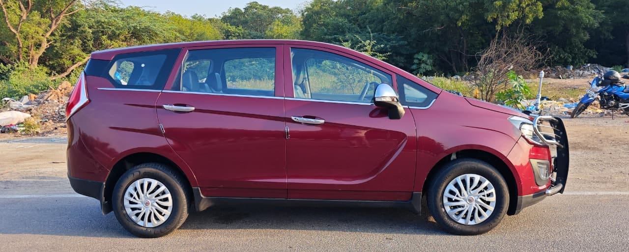 Mahindra Marazzo - Image 11