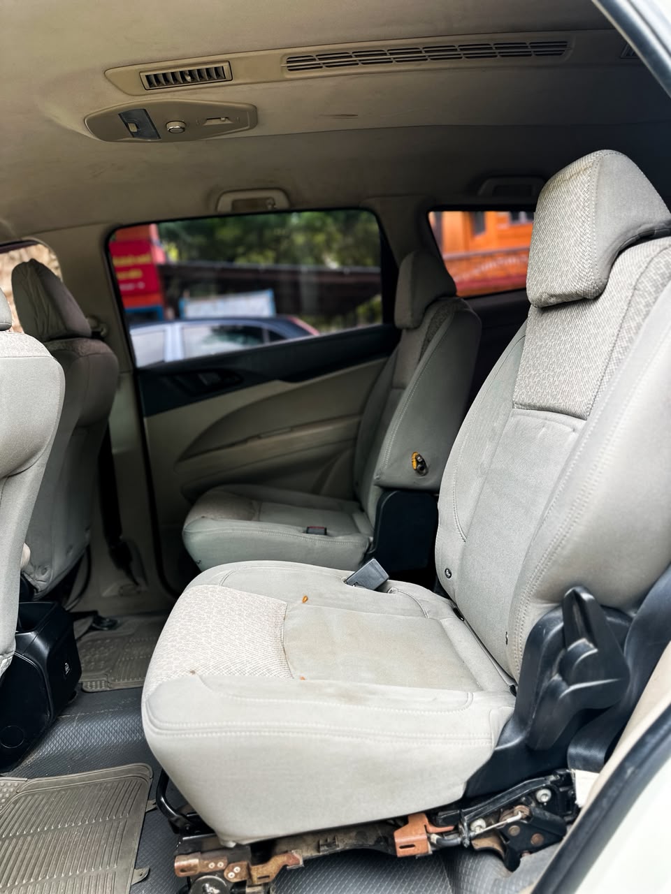 Mahindra Marazzo - Image 4