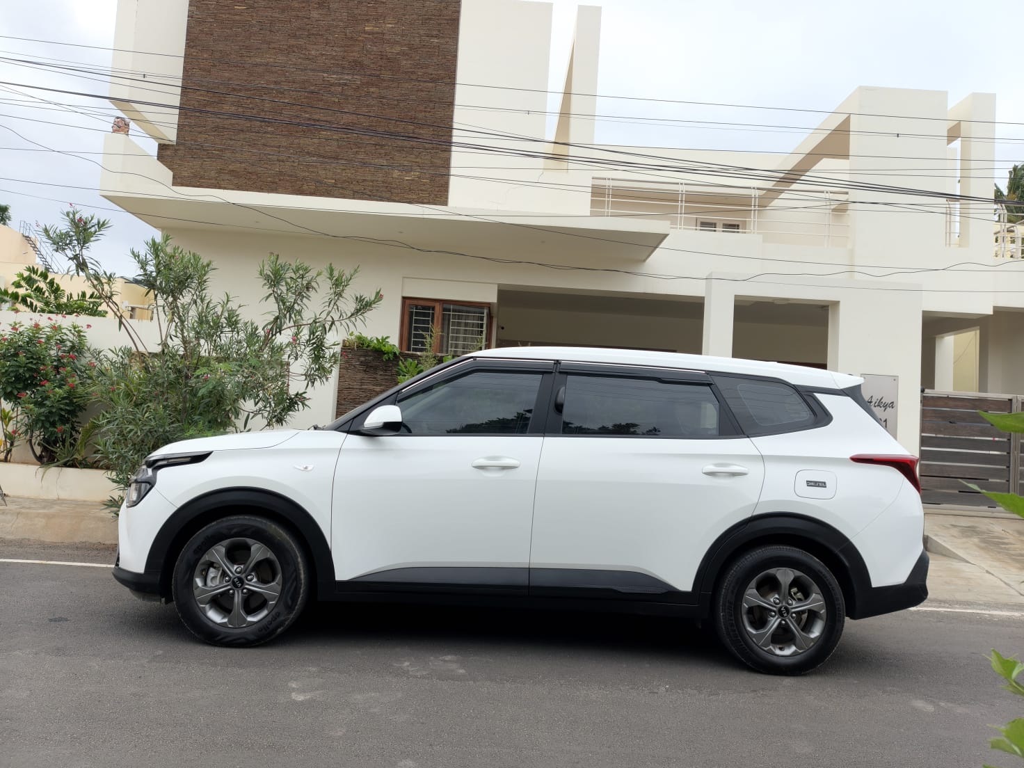 Kia carens - Image 3