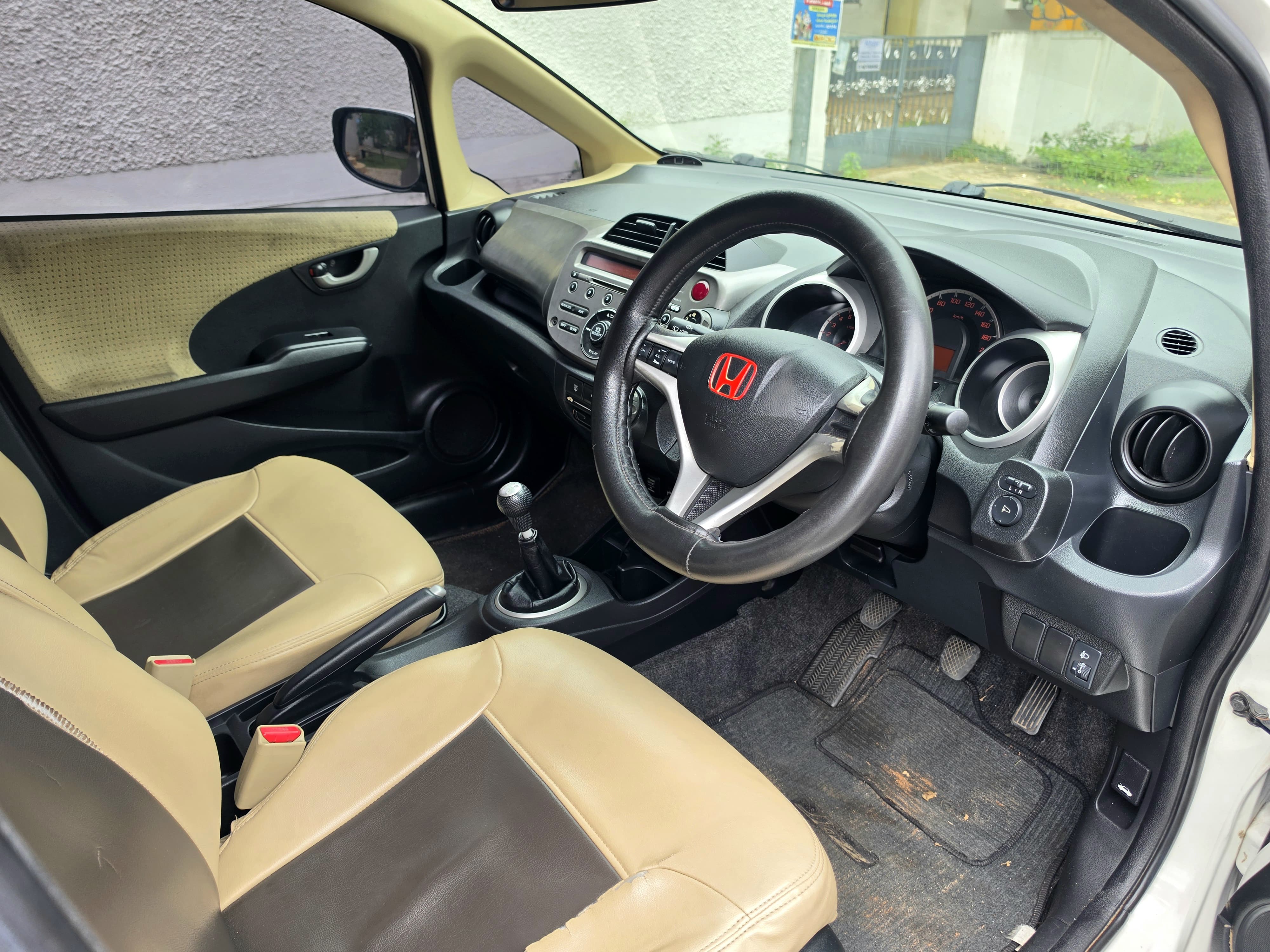 Honda Jazz - Image 3