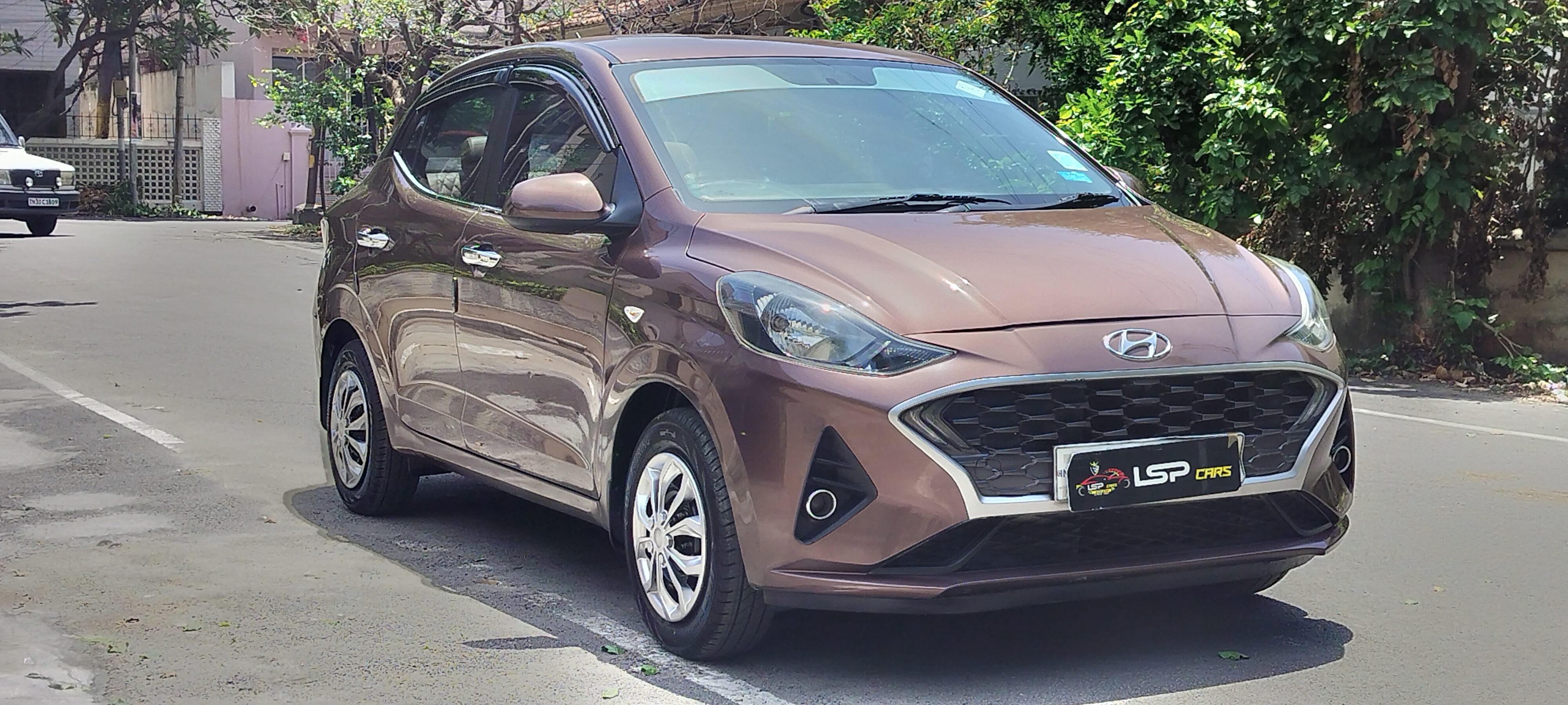 Hyundai Aura - Image 7