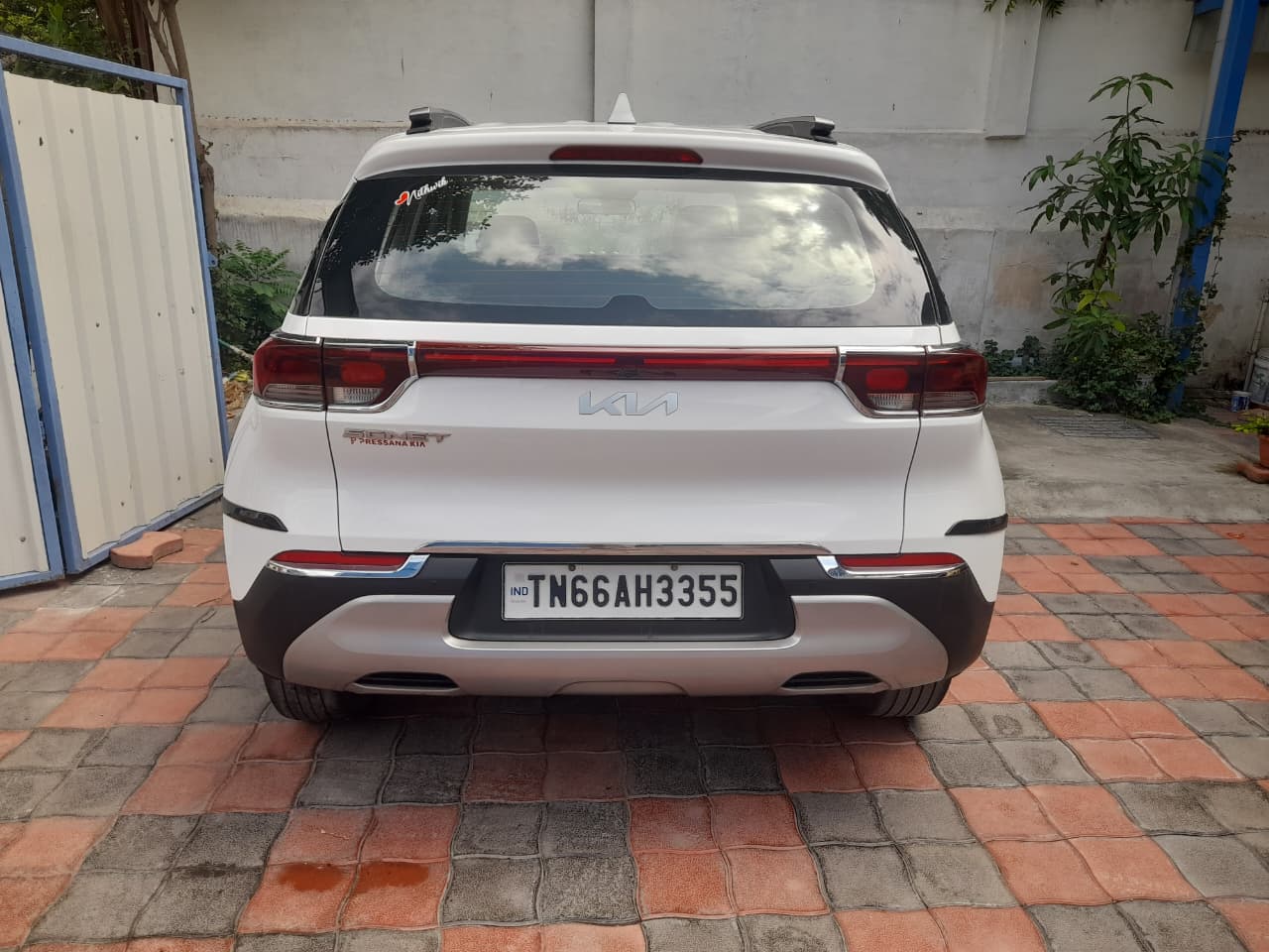 Kia Sonet - Image 4