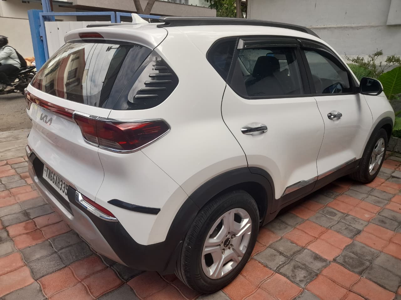 Kia Sonet - Image 8