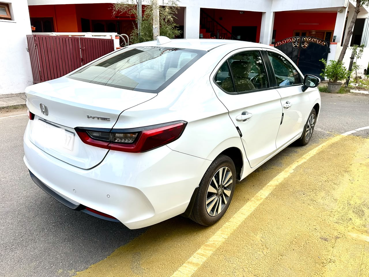 Honda City - Image 2