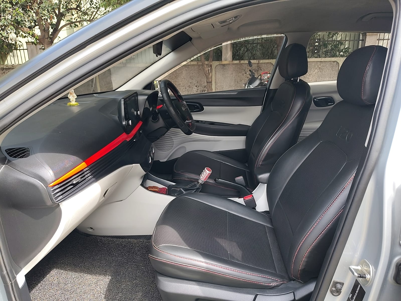 Hyundai i20 - Image 6