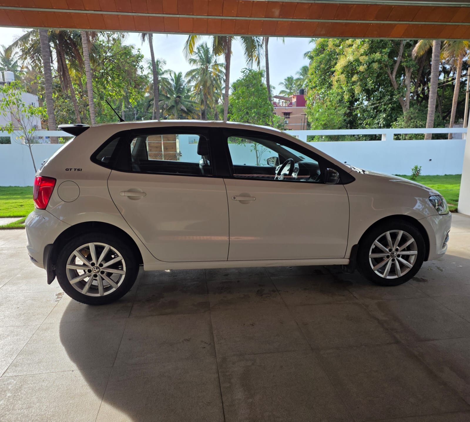 Volkswagen Polo - Image 2