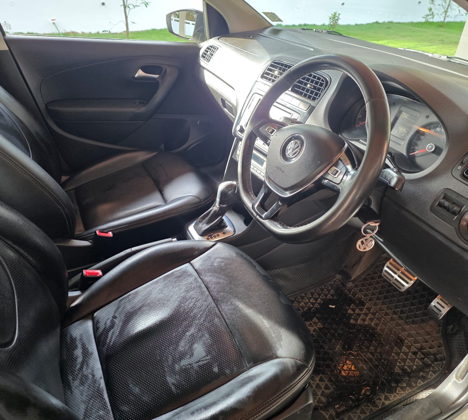 Volkswagen Polo - Image 4