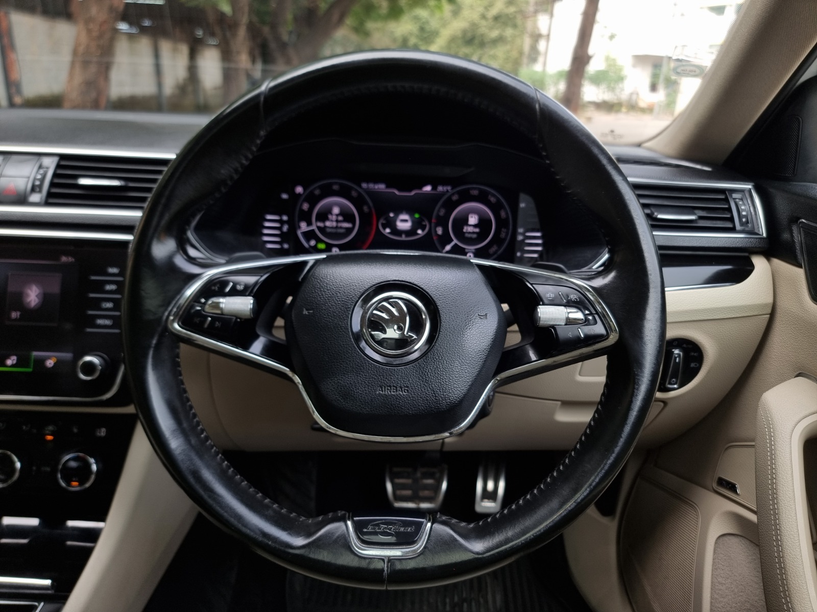 Skoda Superb - Image 7