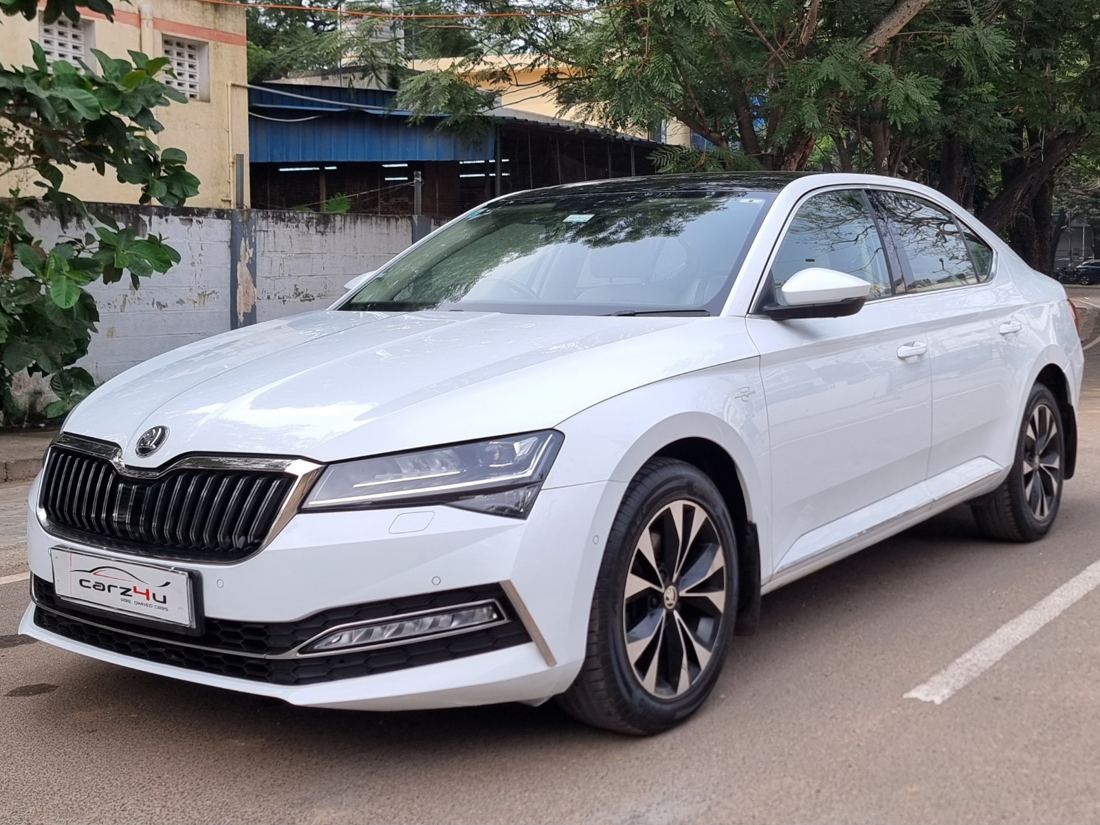 Skoda Superb - Image 3
