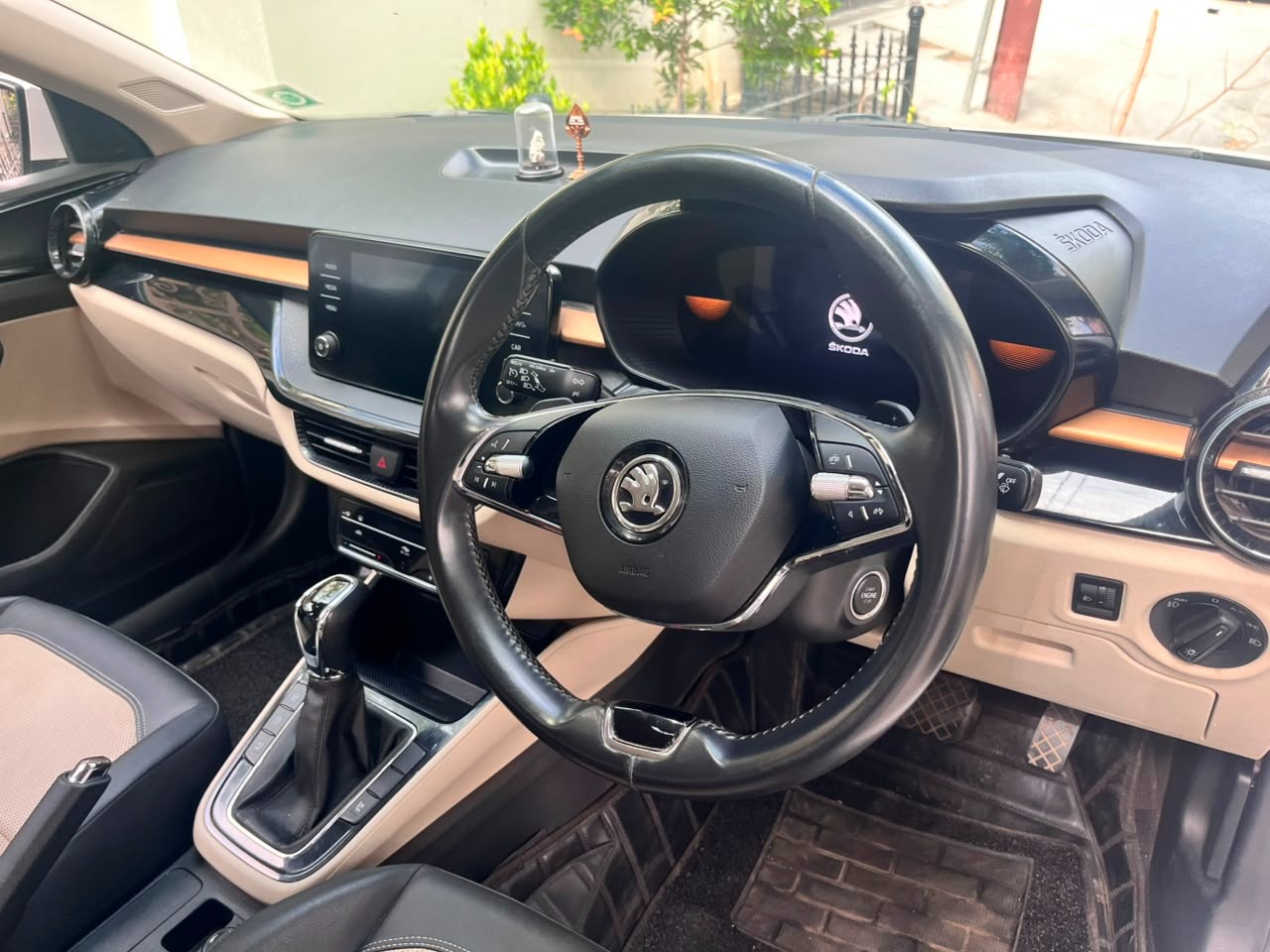 Skoda SLAVIA - Image 3