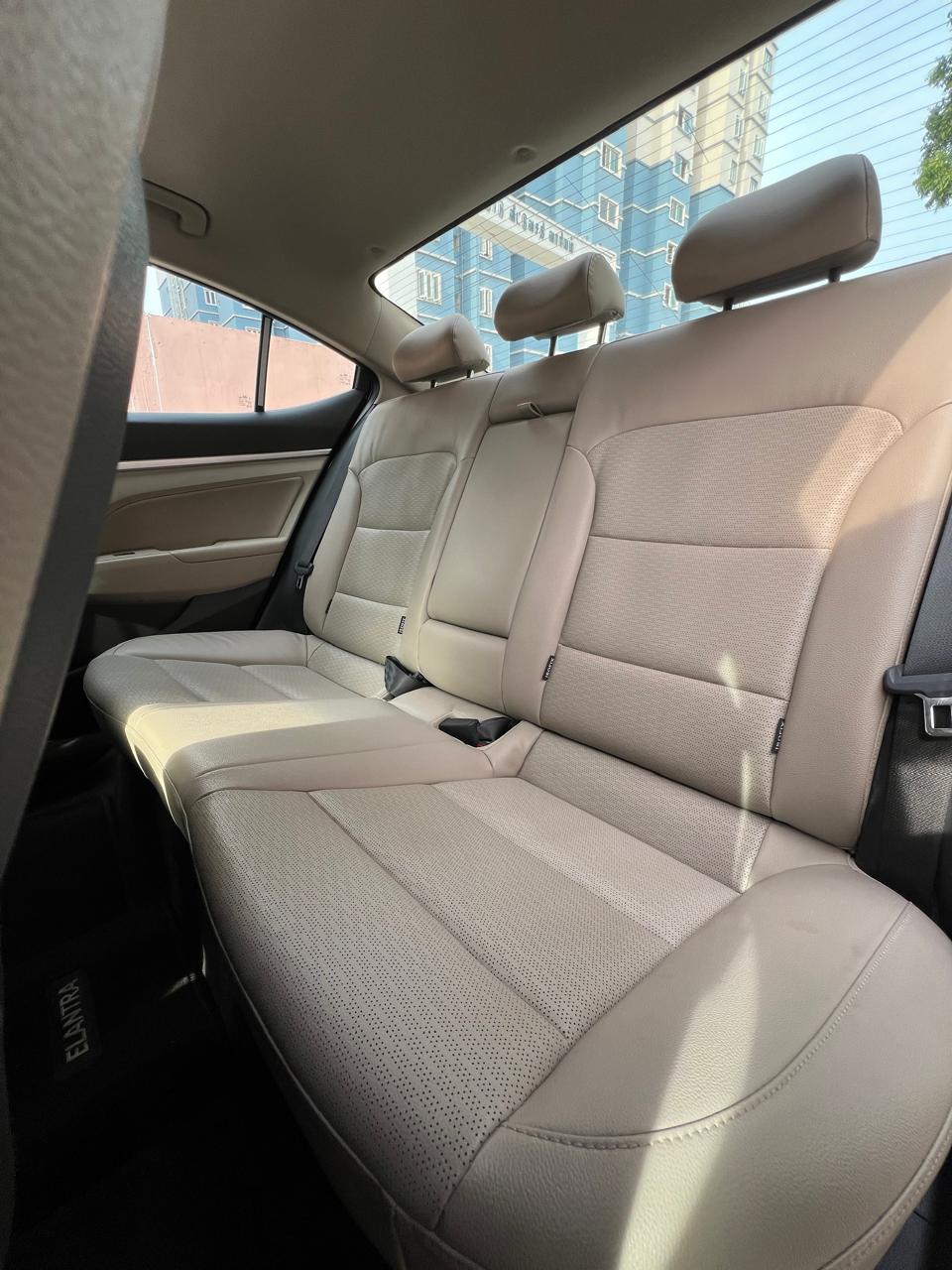 Hyundai Elantra - Image 13