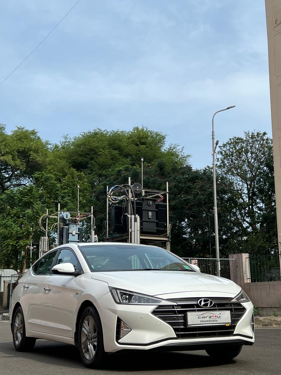 Hyundai Elantra - Image 3