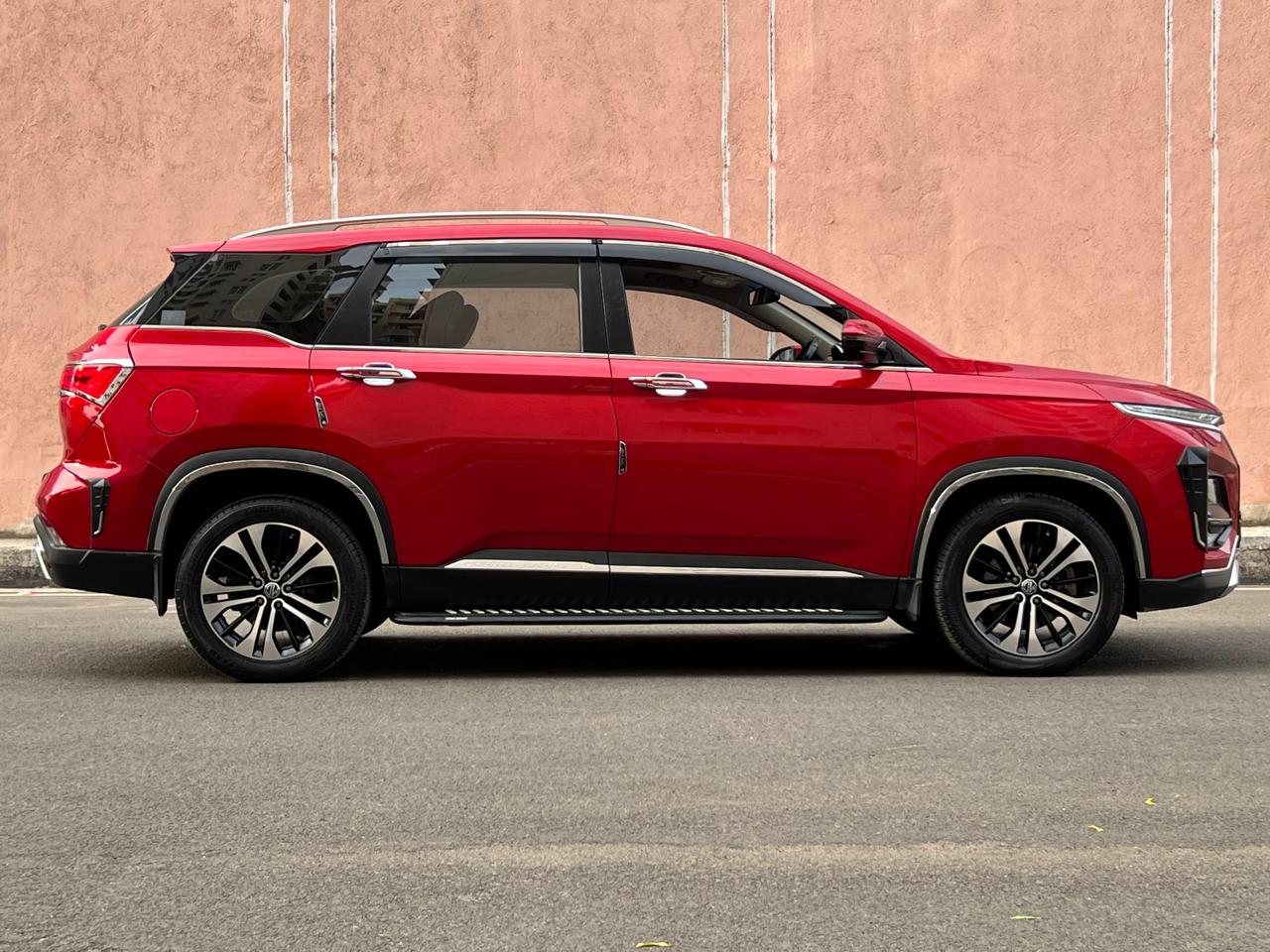 MG Hector Plus - Image 5