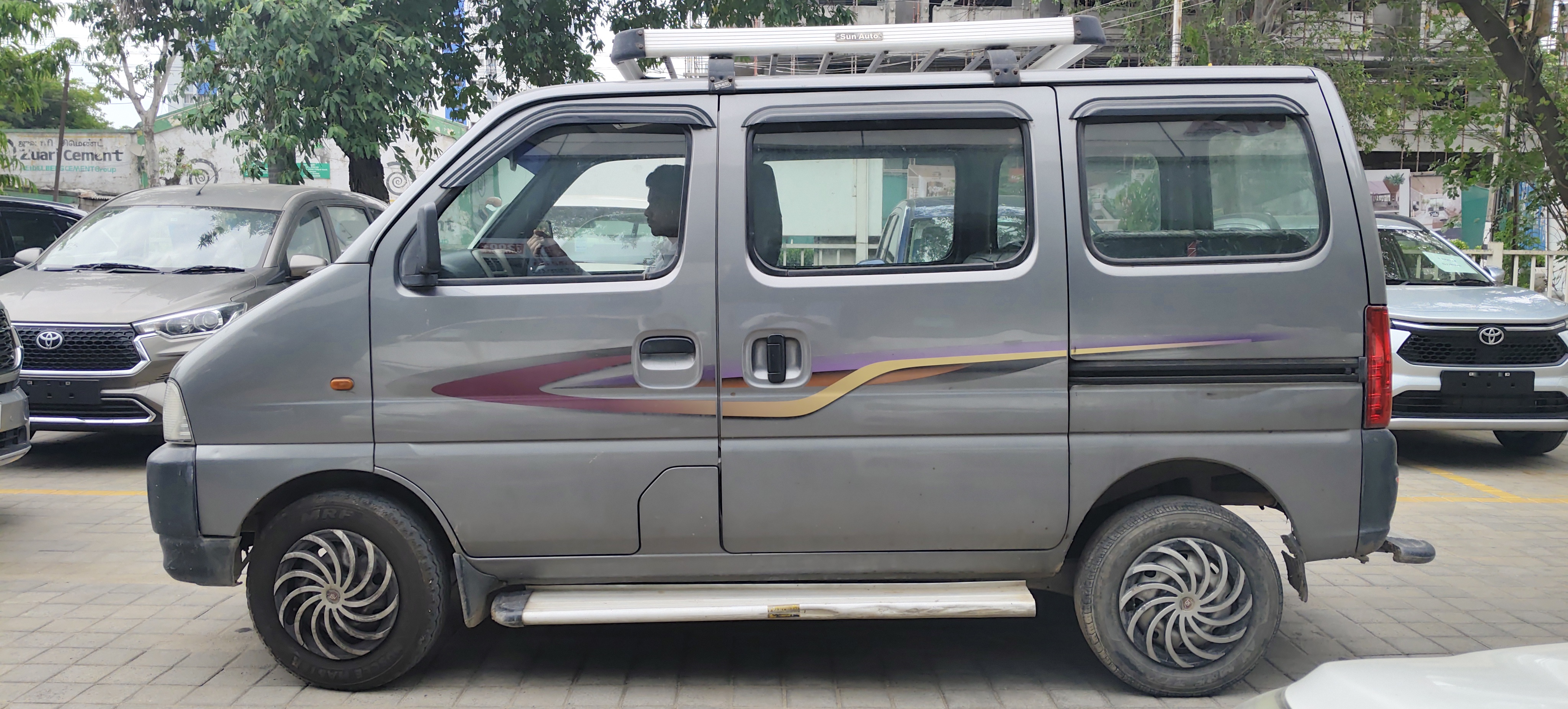 Maruti Suzuki Eeco - Image 5
