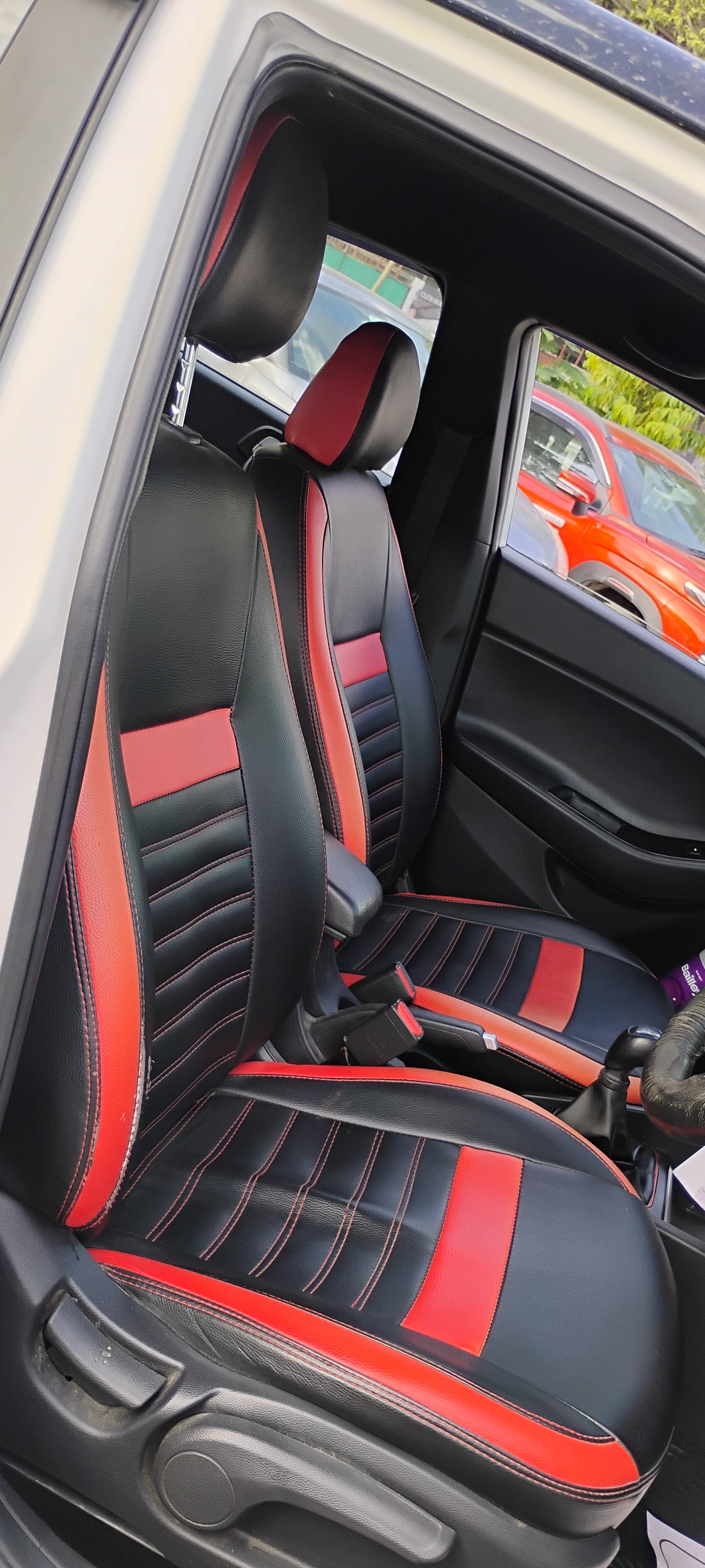 Hyundai i20 - Image 4
