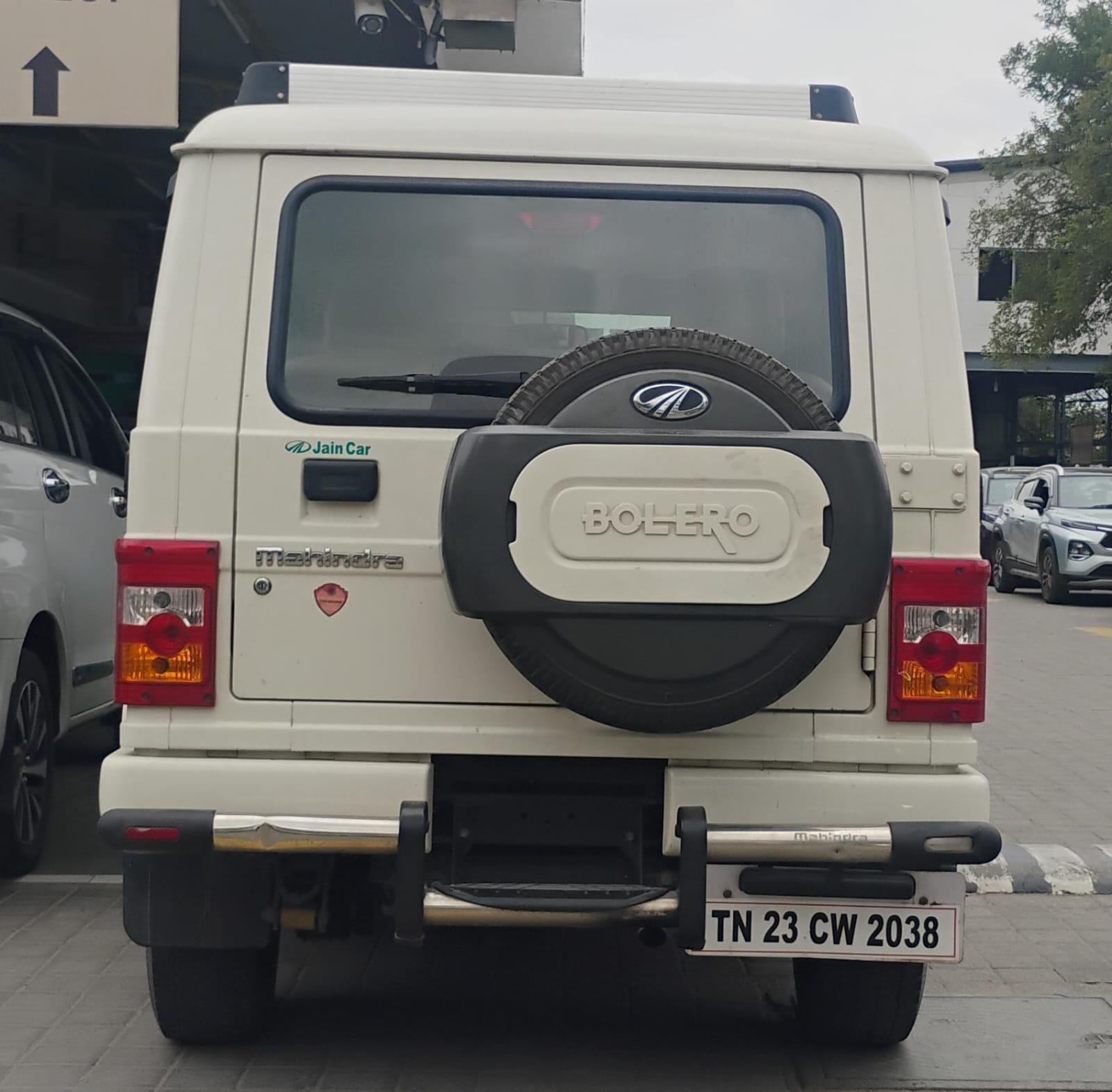 Mahindra Bolero - Image 10