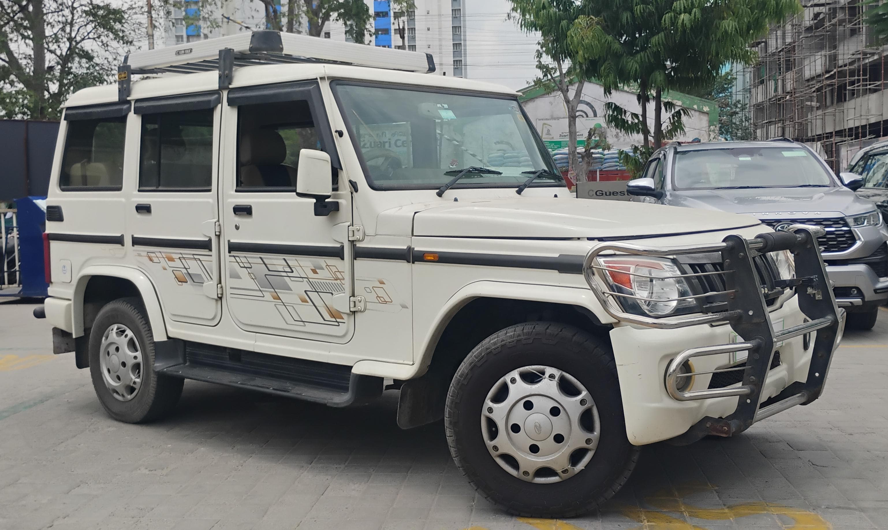 Mahindra Bolero - Image 4