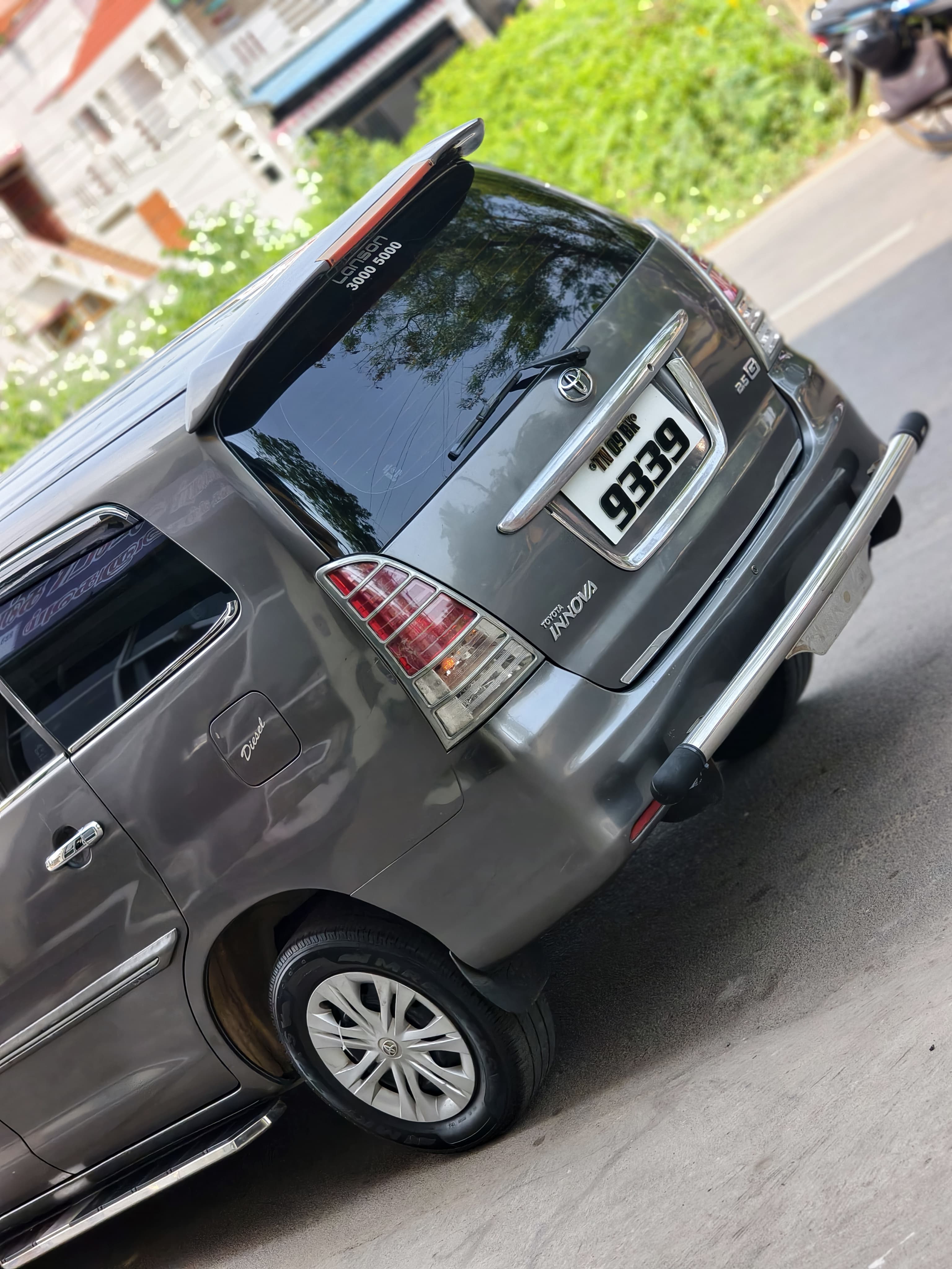 Toyota Innova - Image 4