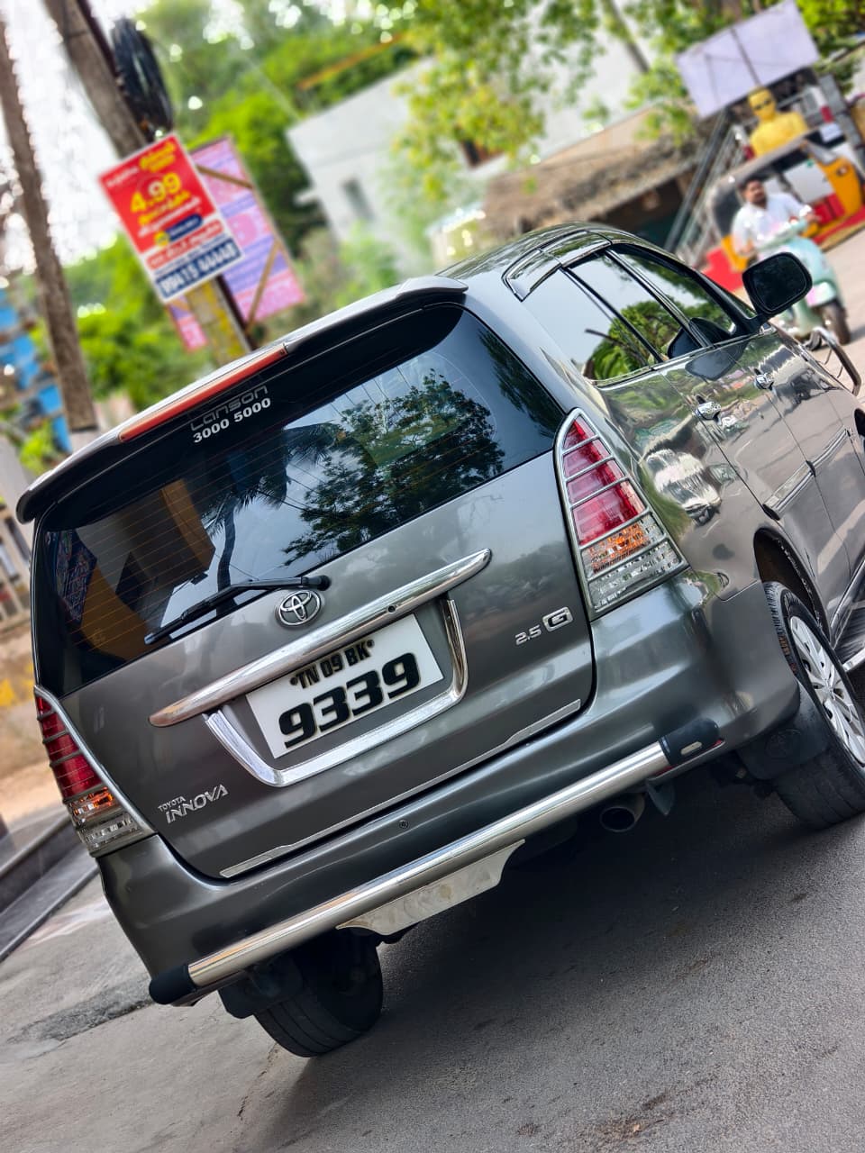 Toyota Innova - Image 3