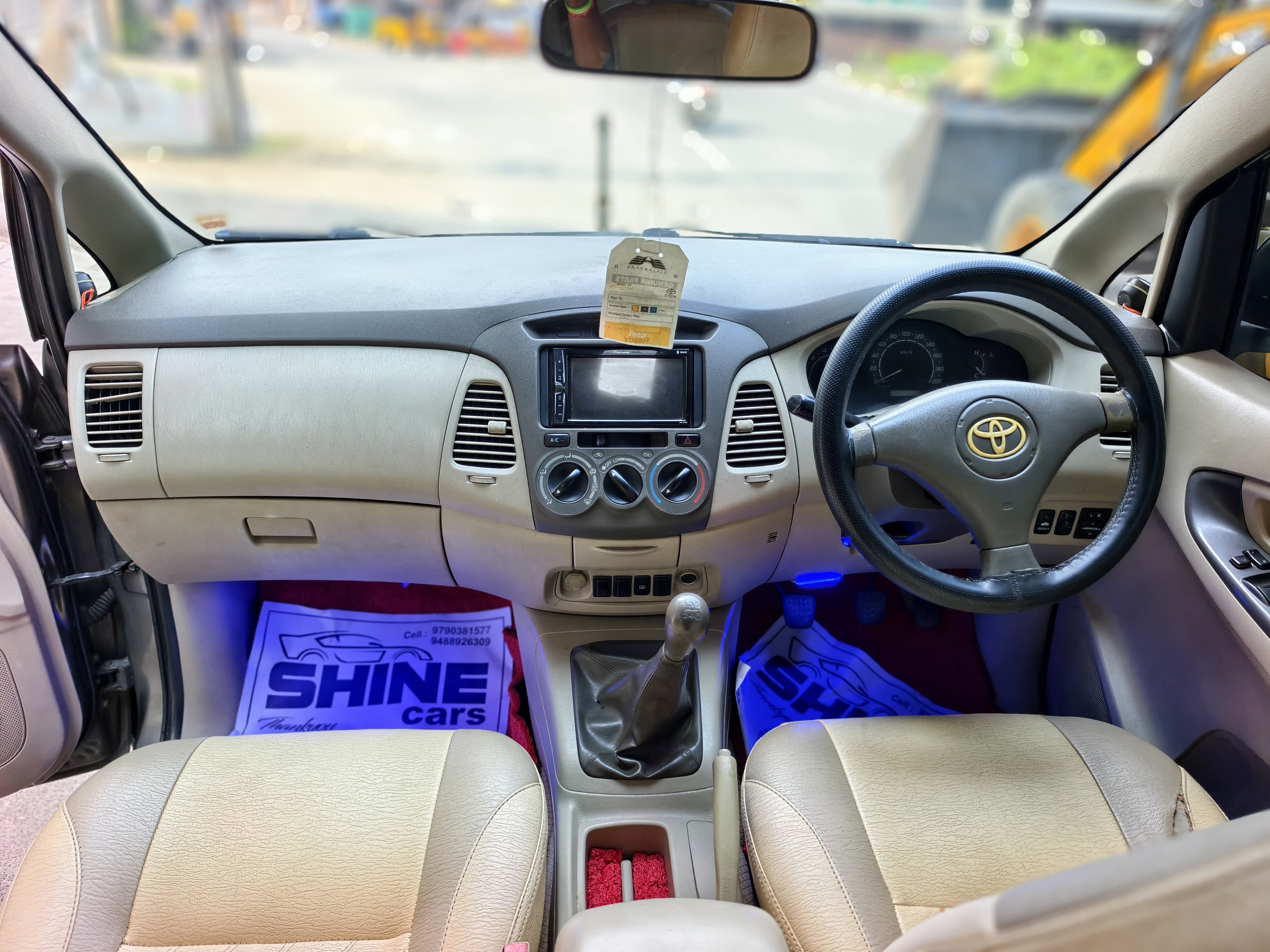 Toyota Innova - Image 7