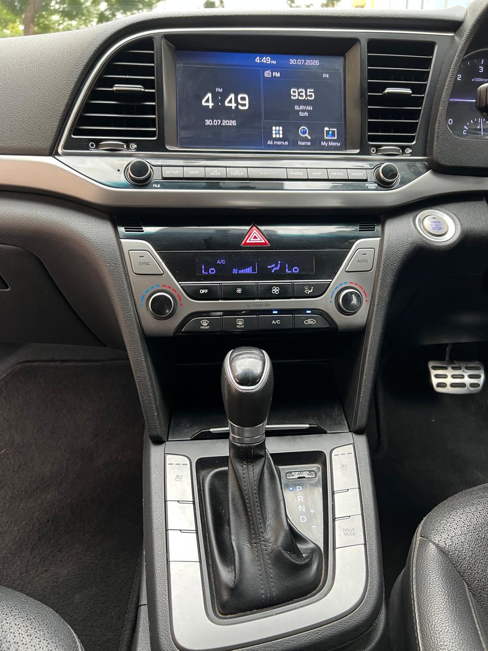 Hyundai Elantra - Image 9
