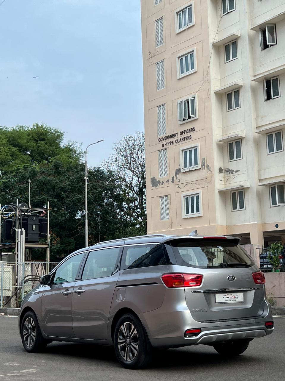 Kia Carnivel - Image 3