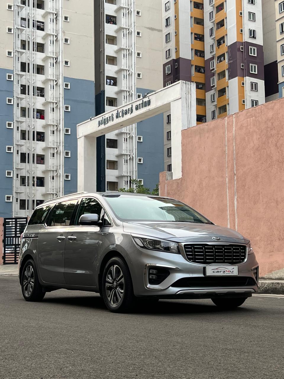 Kia Carnivel - Image 2