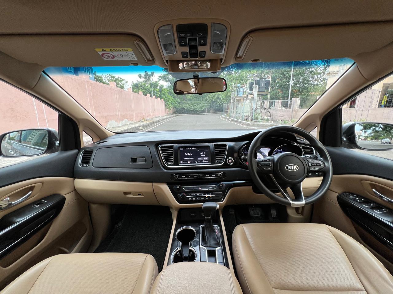 Kia Carnivel - Image 8