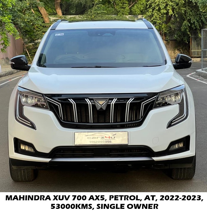 Mahindra XUV700 - Image 1