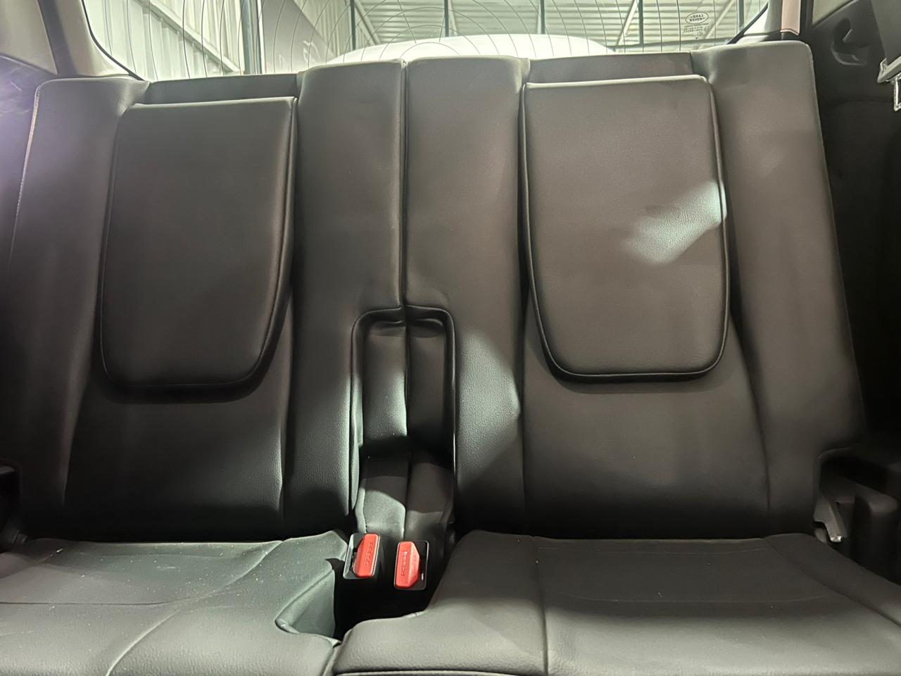 Land Rover Discovery Sport - Image 15