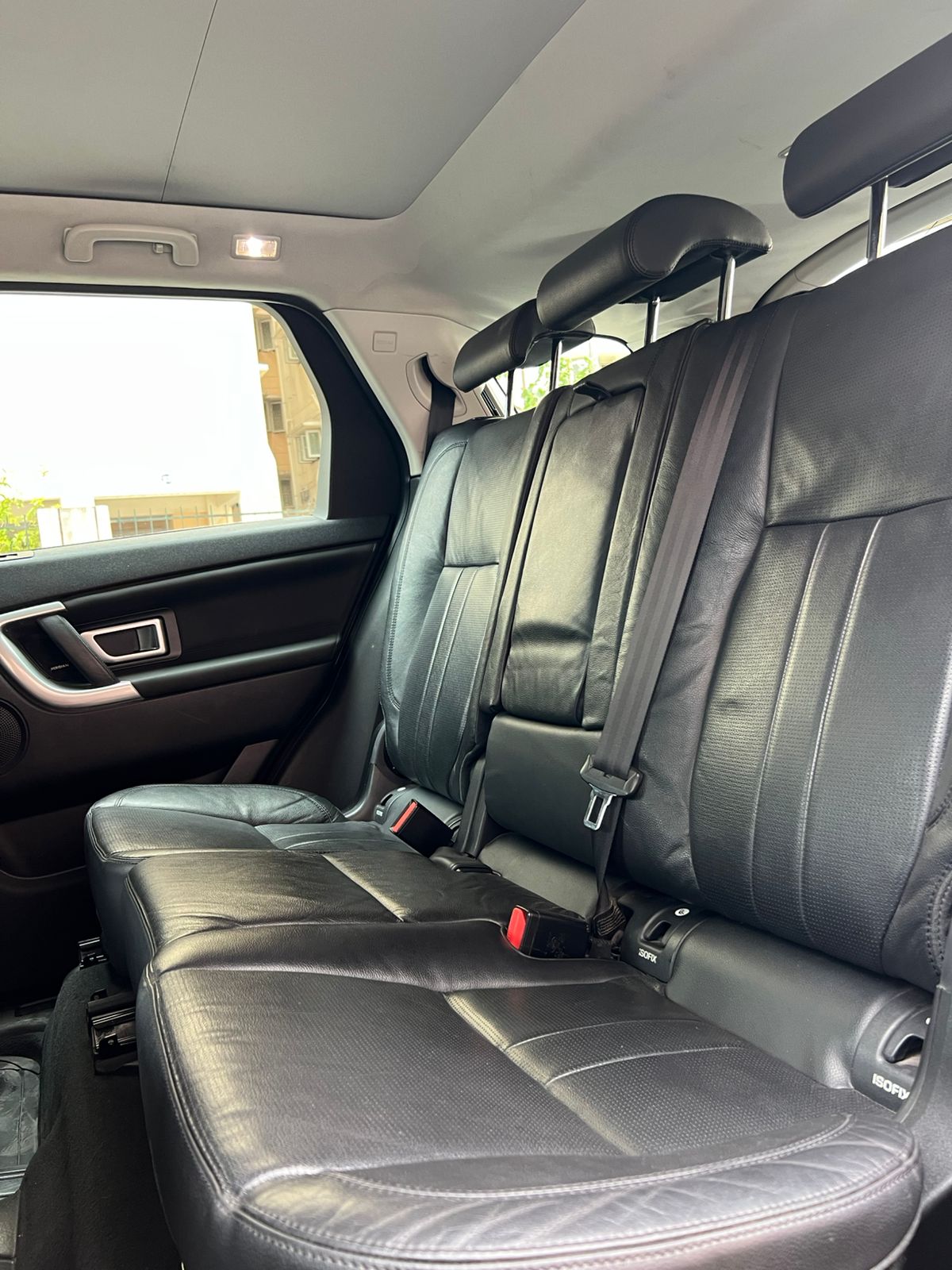 Land Rover Discovery Sport - Image 13