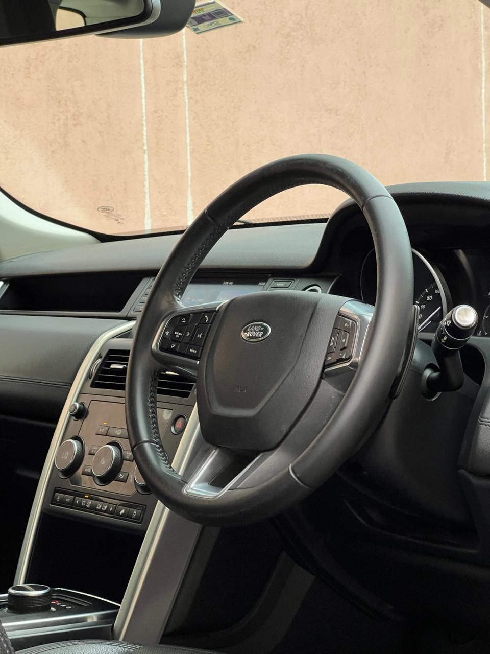Land Rover Discovery Sport - Image 9
