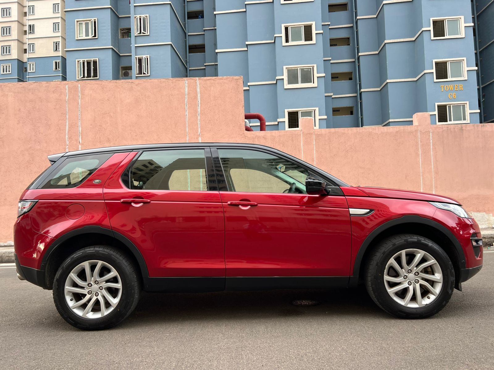 Land Rover Discovery Sport - Image 4