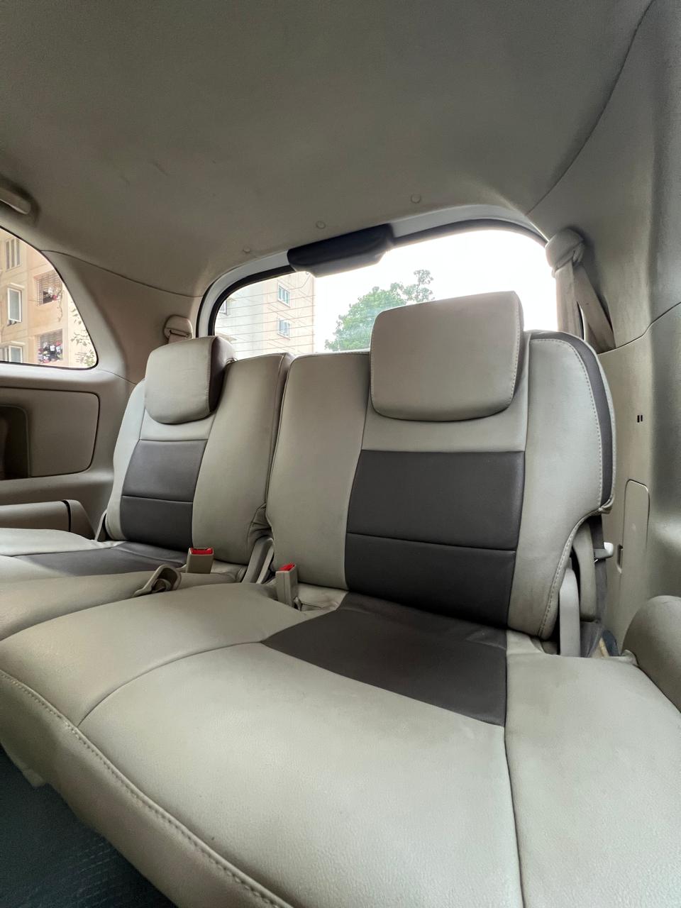 Toyota Innova - Image 14