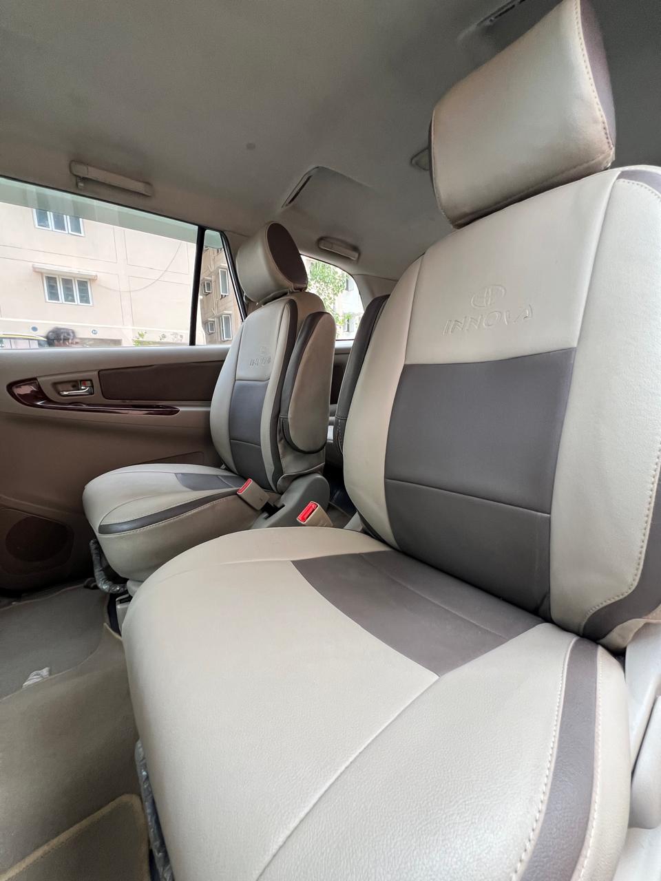 Toyota Innova - Image 13