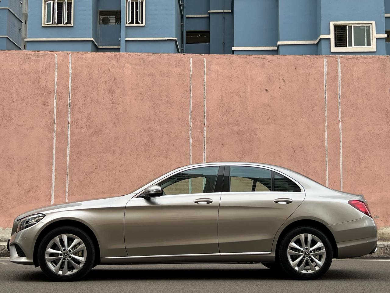 Mercedes Benz c220d - Image 4