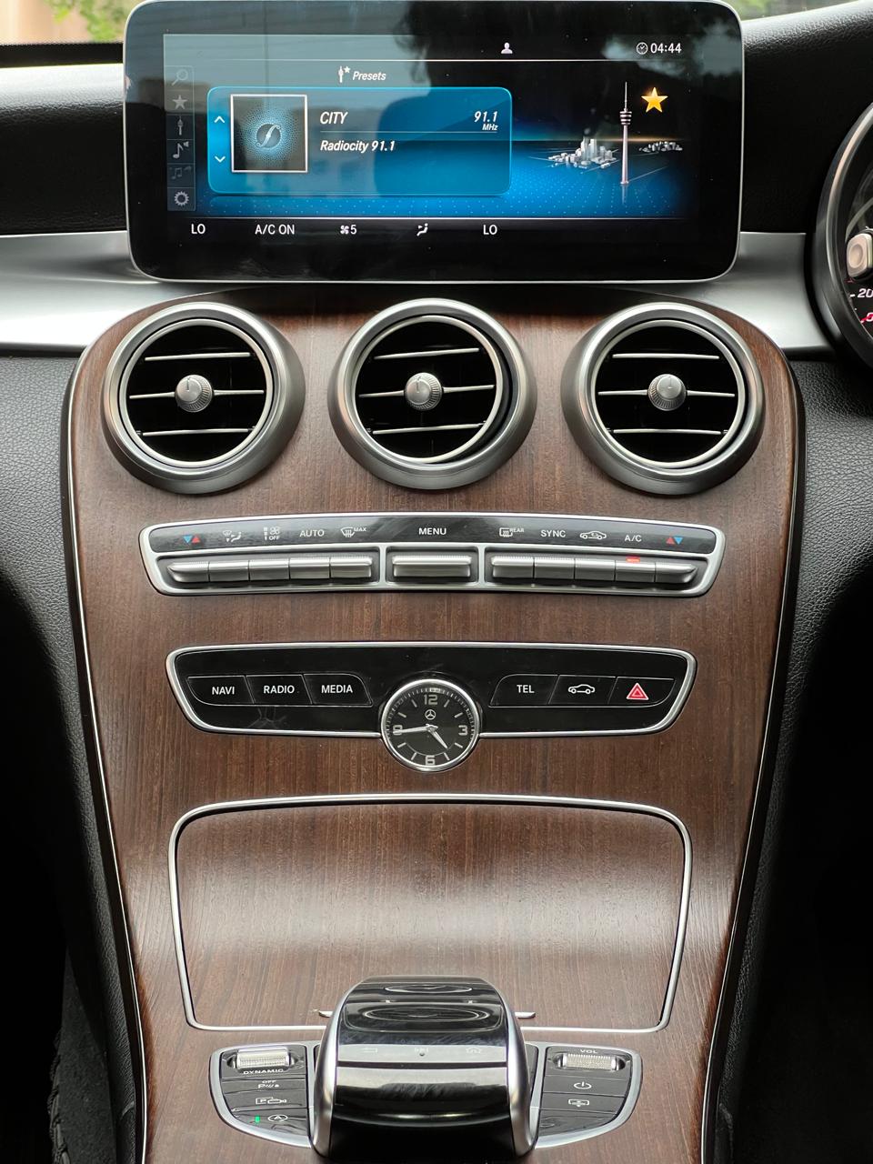 Mercedes Benz c220d - Image 10
